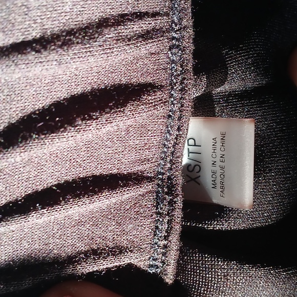 Elie. TAHARI black sweat suit. Includes top and bottoms. XS/TP - Picture 6 of 6